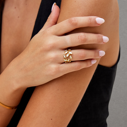 Serene - Goldblatt Ring