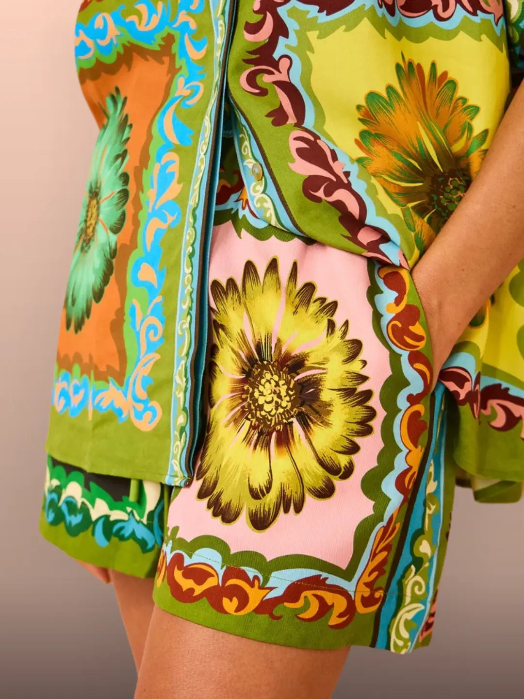 Olivia™ - Floral Shorts Set