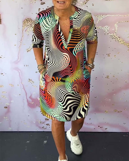 Ria™ | Buntes Kleid mit V-Ausschnitt